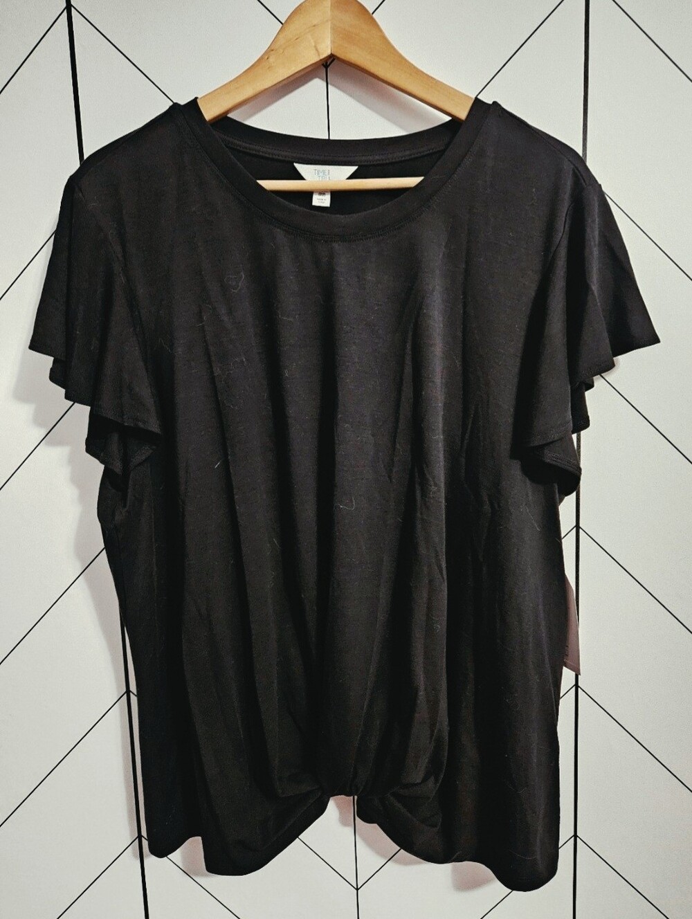 NWT Time and Tru Flutter Sleeve Twisted Hem Tee, Plus 22